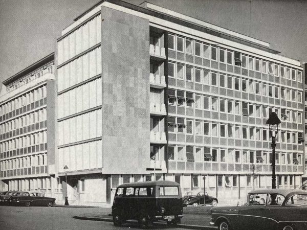 Neubau in der Ernst-Ludwig-Straße, 1959 (Quelle: Sammlung Micheal Bermeitinger)